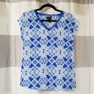 Worthington XS blue and white flowy top like new